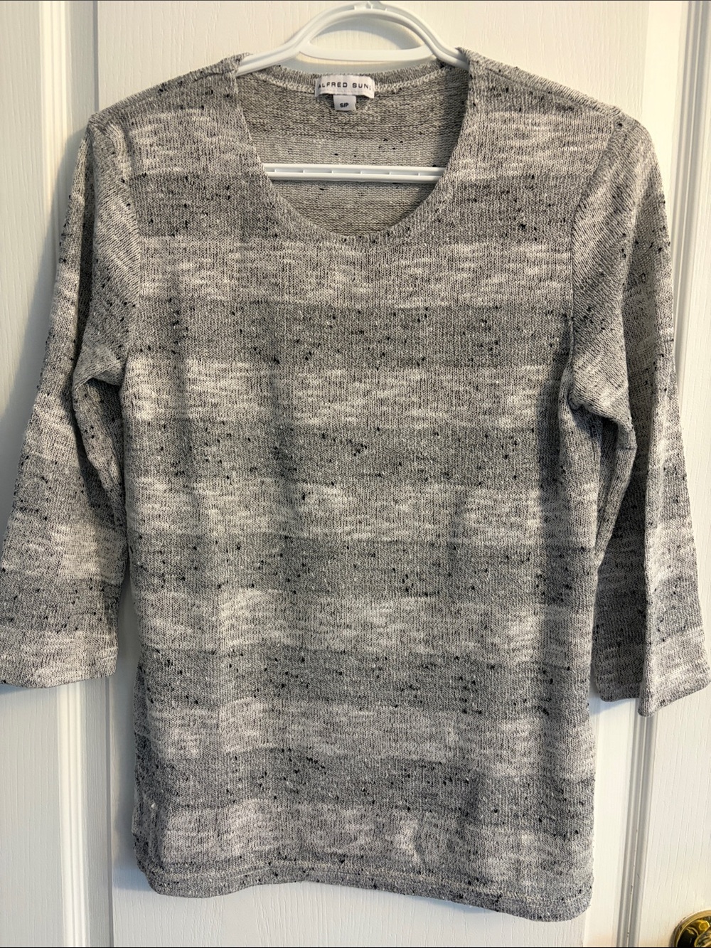 ALFRED SUNG Light Gray Marled Crew Neck Sweater